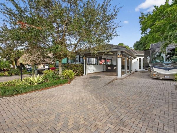 119 S Cortez Dr, Unit 119, Margate, FL 33068