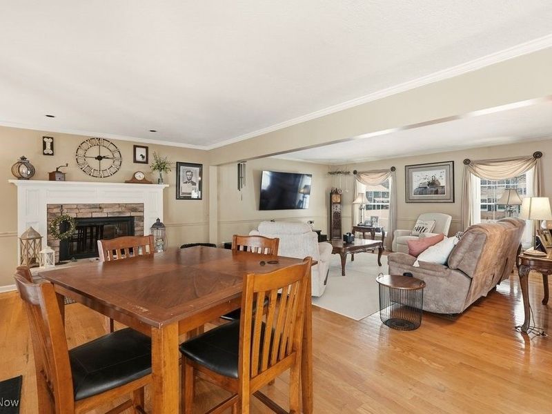 2090 Sand Run Knolls Drive, Akron, OH 44313 Photo 12