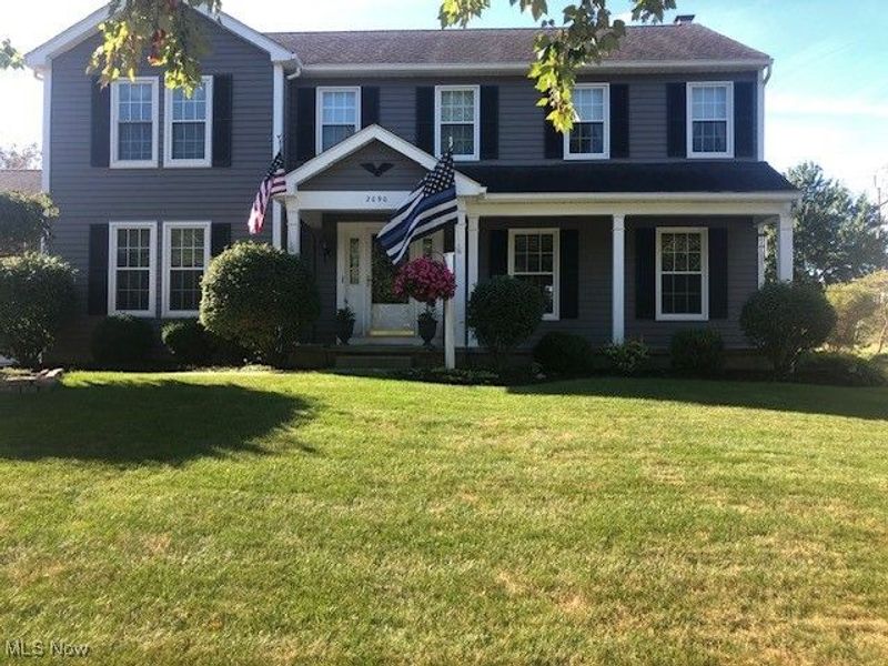 2090 Sand Run Knolls Drive, Akron, OH 44313 Photo 2