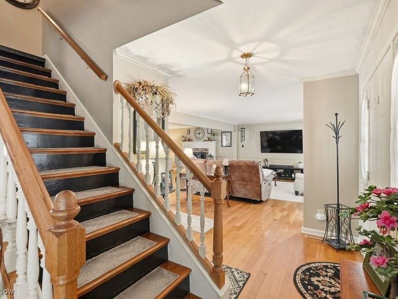 2090 Sand Run Knolls Drive, Akron, OH 44313 Photo 3