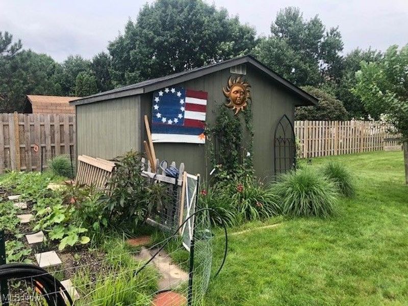 2090 Sand Run Knolls Drive, Akron, OH 44313 Photo 39