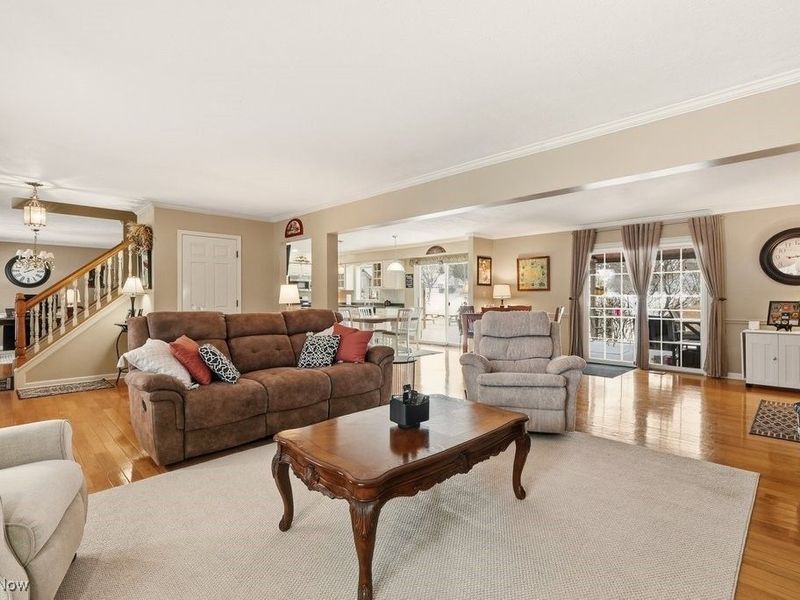 2090 Sand Run Knolls Drive, Akron, OH 44313 Photo 8