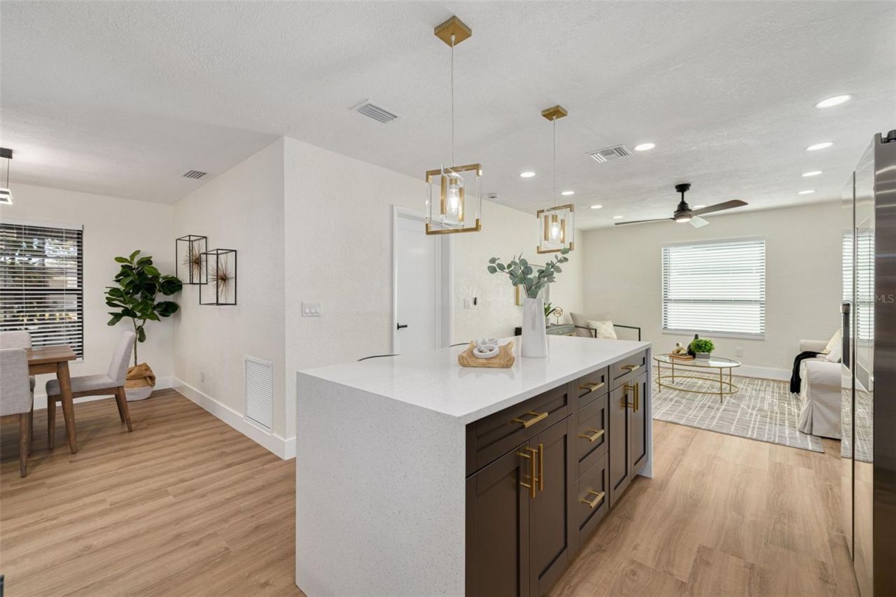 2034 58th Way N, Clearwater, FL 33760 Photo