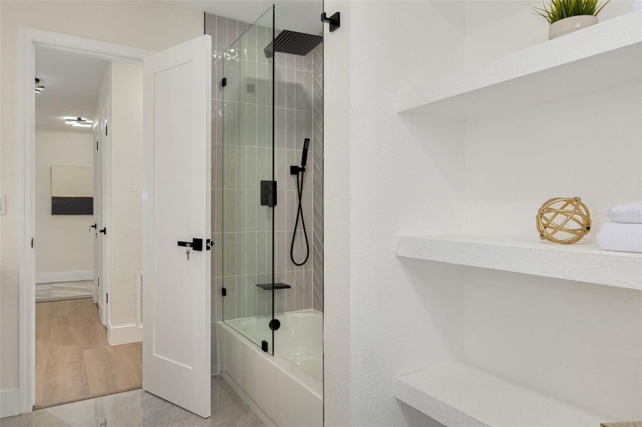 2034 58th Way N, Clearwater, FL 33760 Photo