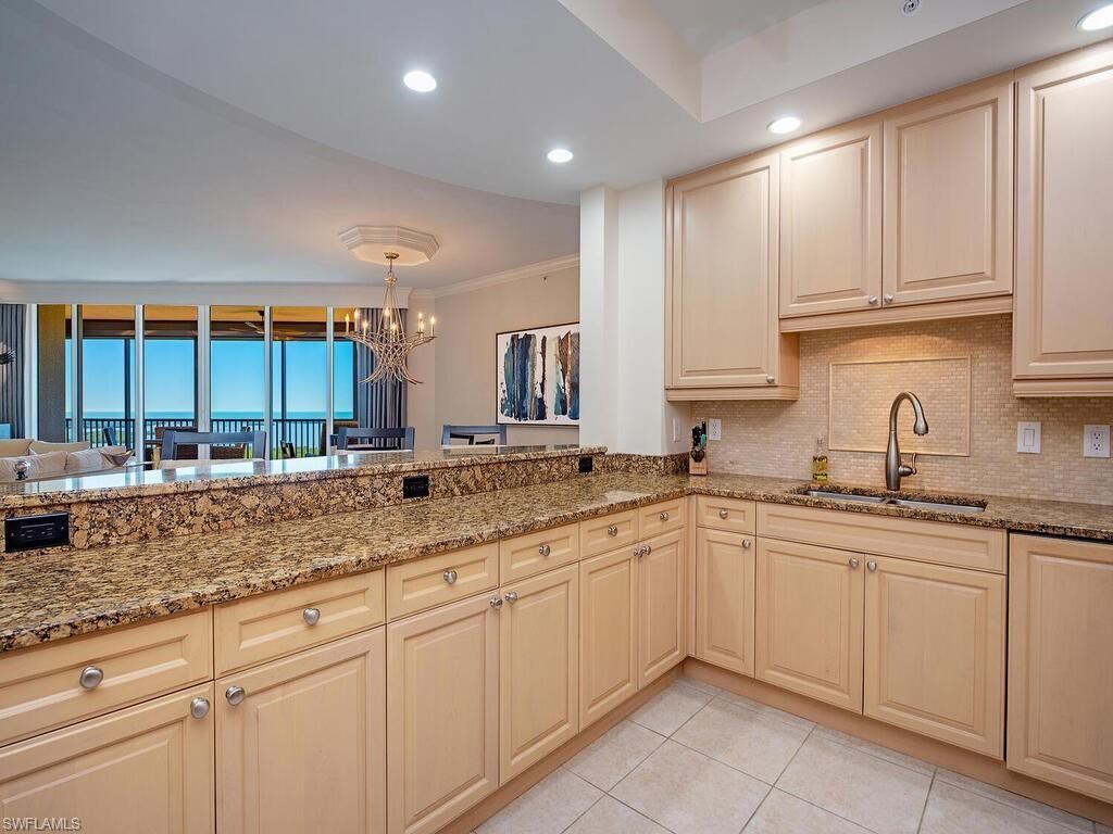 23850 Via Italia Cir, Unit 2005, Estero, FL 34134 Photo