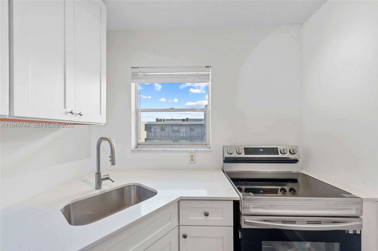 1750 Jefferson St, Unit 510, Hollywood, FL 33020 Photo