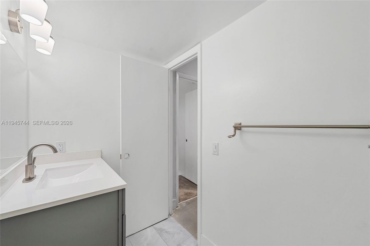 1750 Jefferson St, Unit 510, Hollywood, FL 33020 Photo