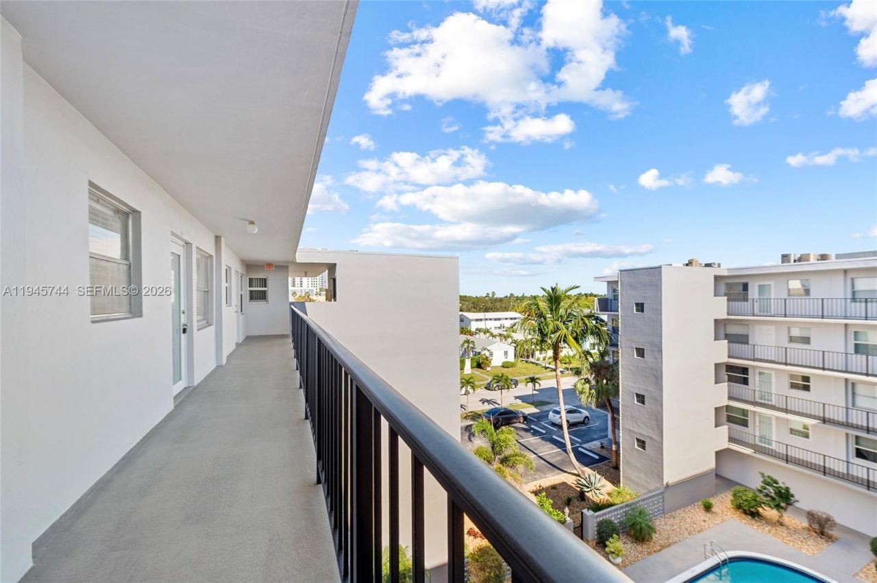 1750 Jefferson St, Unit 510, Hollywood, FL 33020 Photo