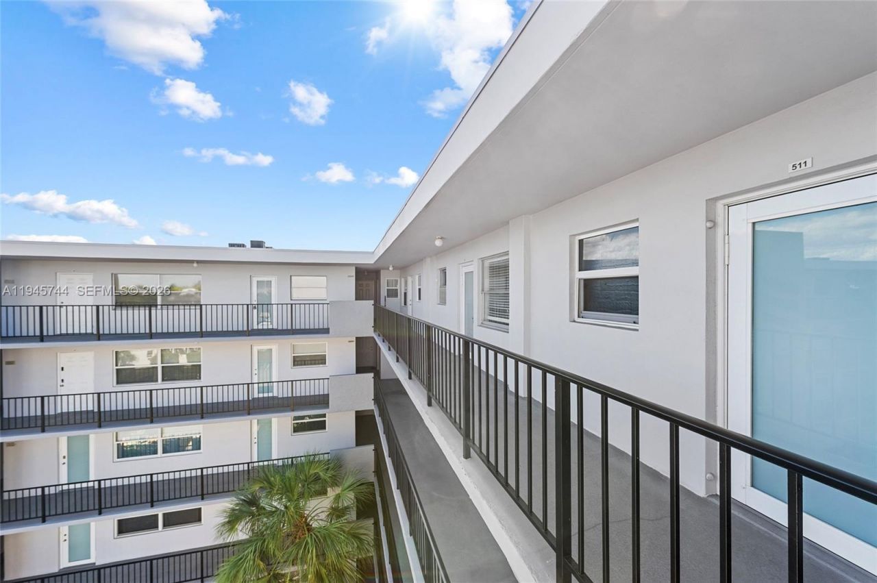 1750 Jefferson St, Unit 510, Hollywood, FL 33020 Photo