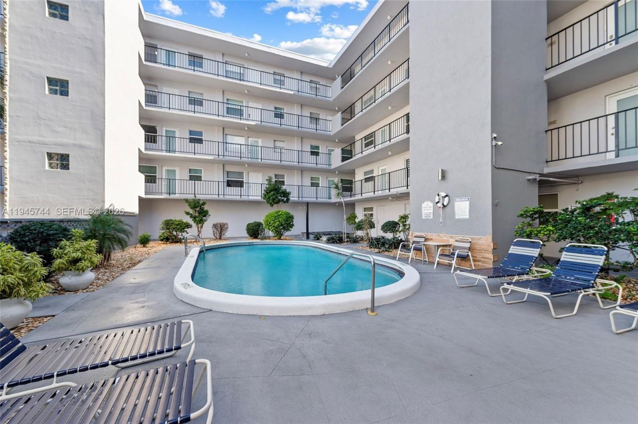 1750 Jefferson St, Unit 510, Hollywood, FL 33020 Photo