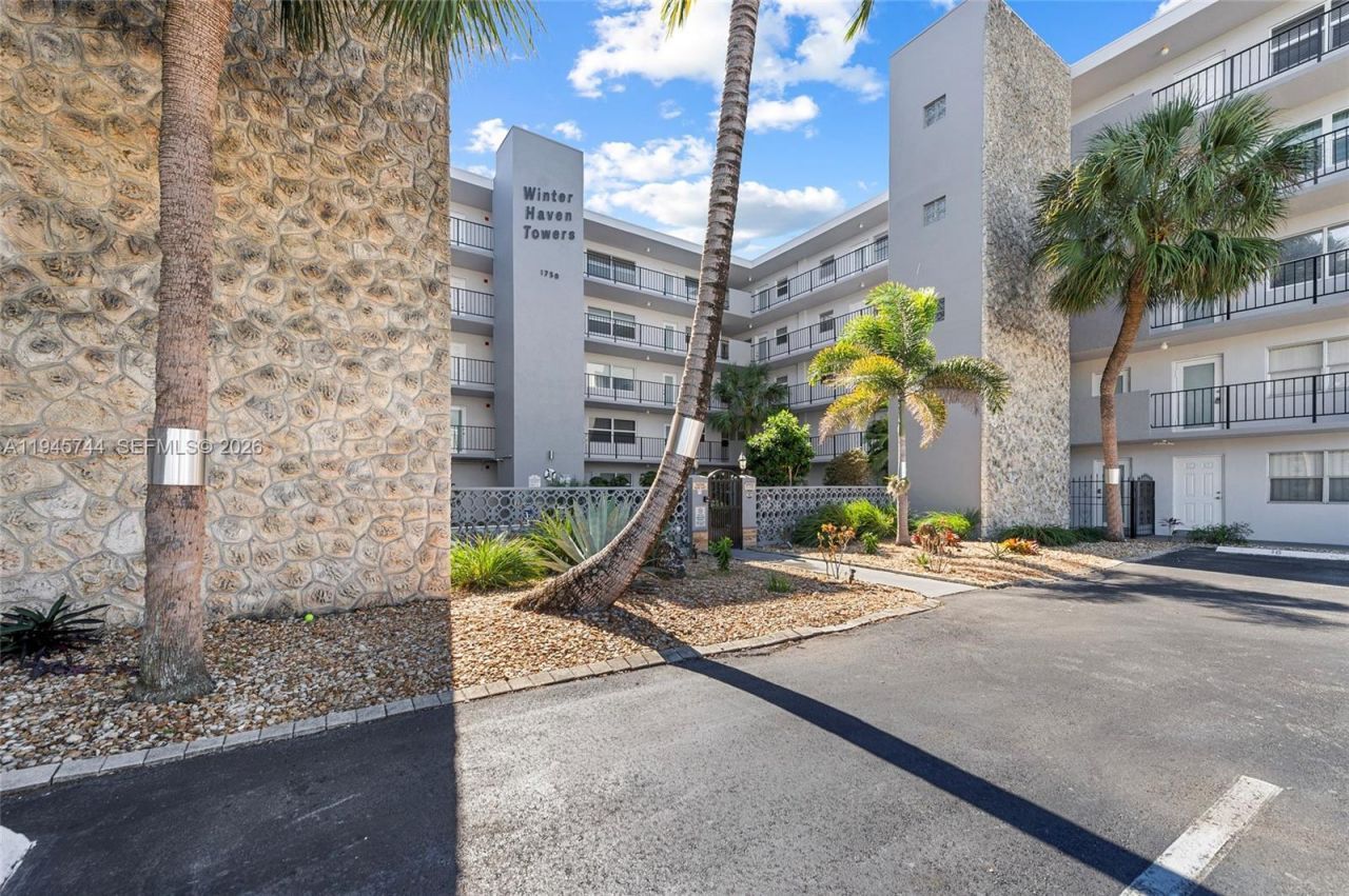 1750 Jefferson St, Unit 510, Hollywood, FL 33020 Photo