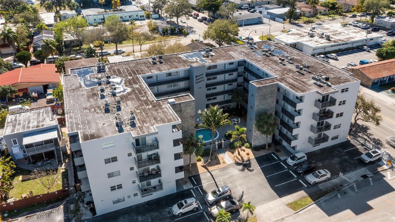 1750 Jefferson St, Unit 510, Hollywood, FL 33020 Photo