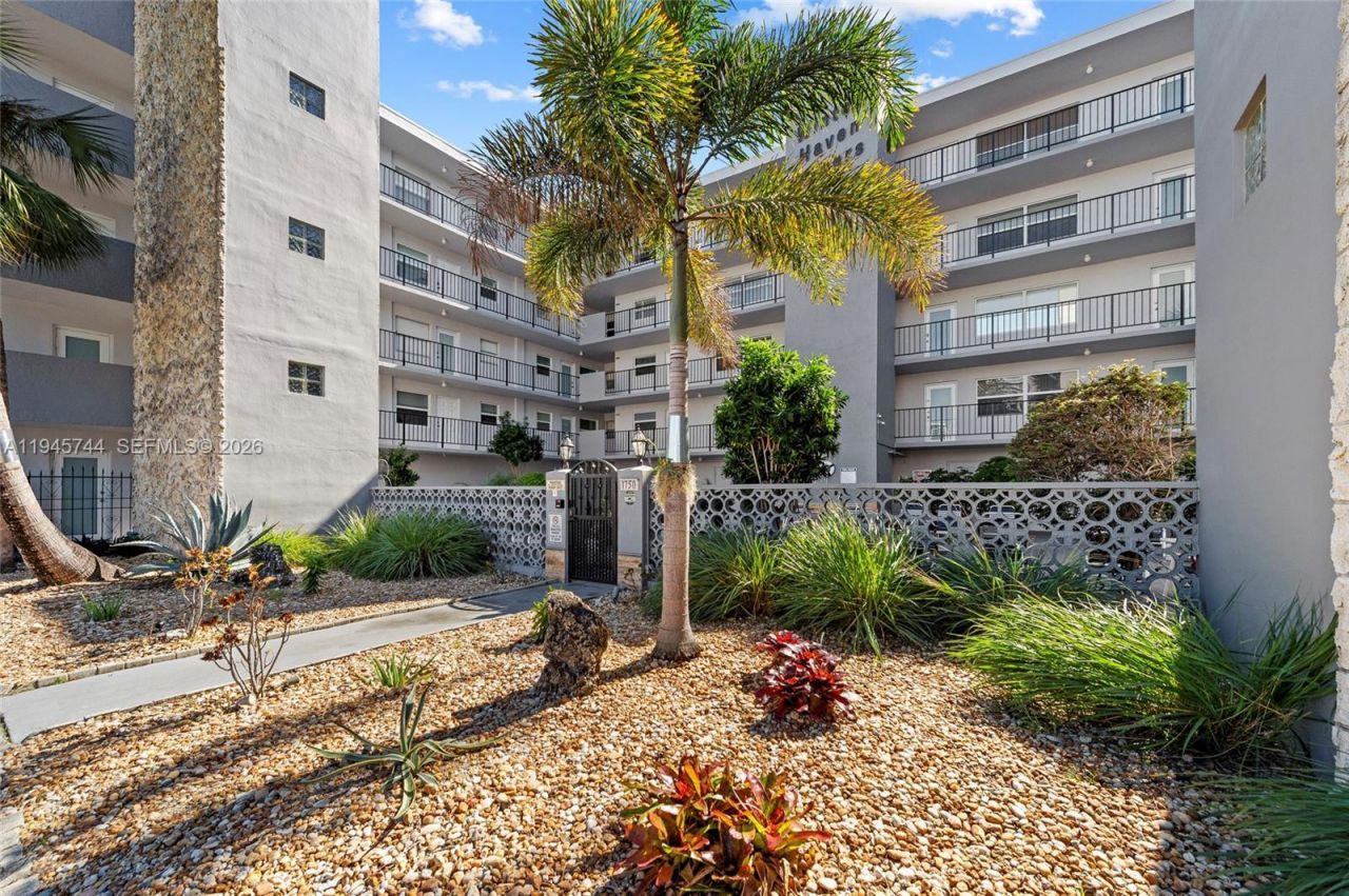 1750 Jefferson St, Unit 510, Hollywood, FL 33020 Photo