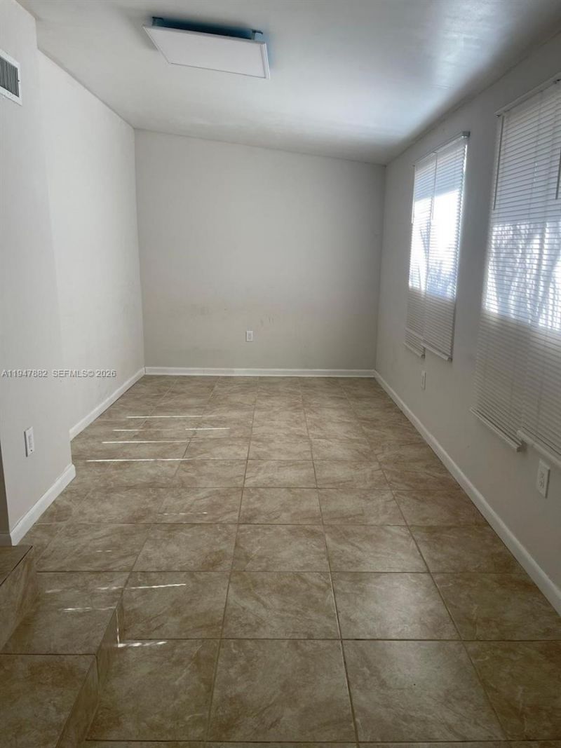 13110 SW 10th St , Miami, FL 33184 Photo