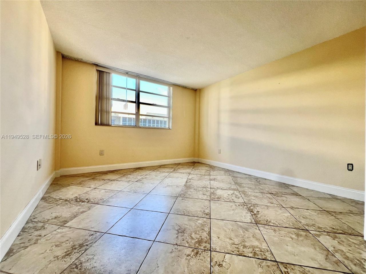 1833 S Ocean Dr , Unit 1109, Hallandale Beach, FL 33009 Photo