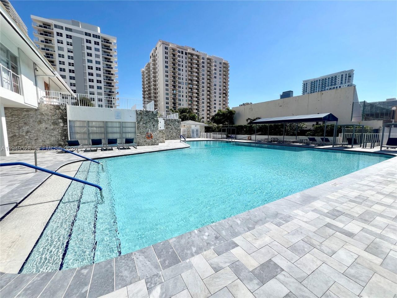 1833 S Ocean Dr , Unit 1109, Hallandale Beach, FL 33009 Photo