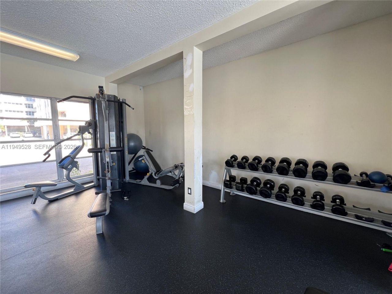 1833 S Ocean Dr , Unit 1109, Hallandale Beach, FL 33009 Photo