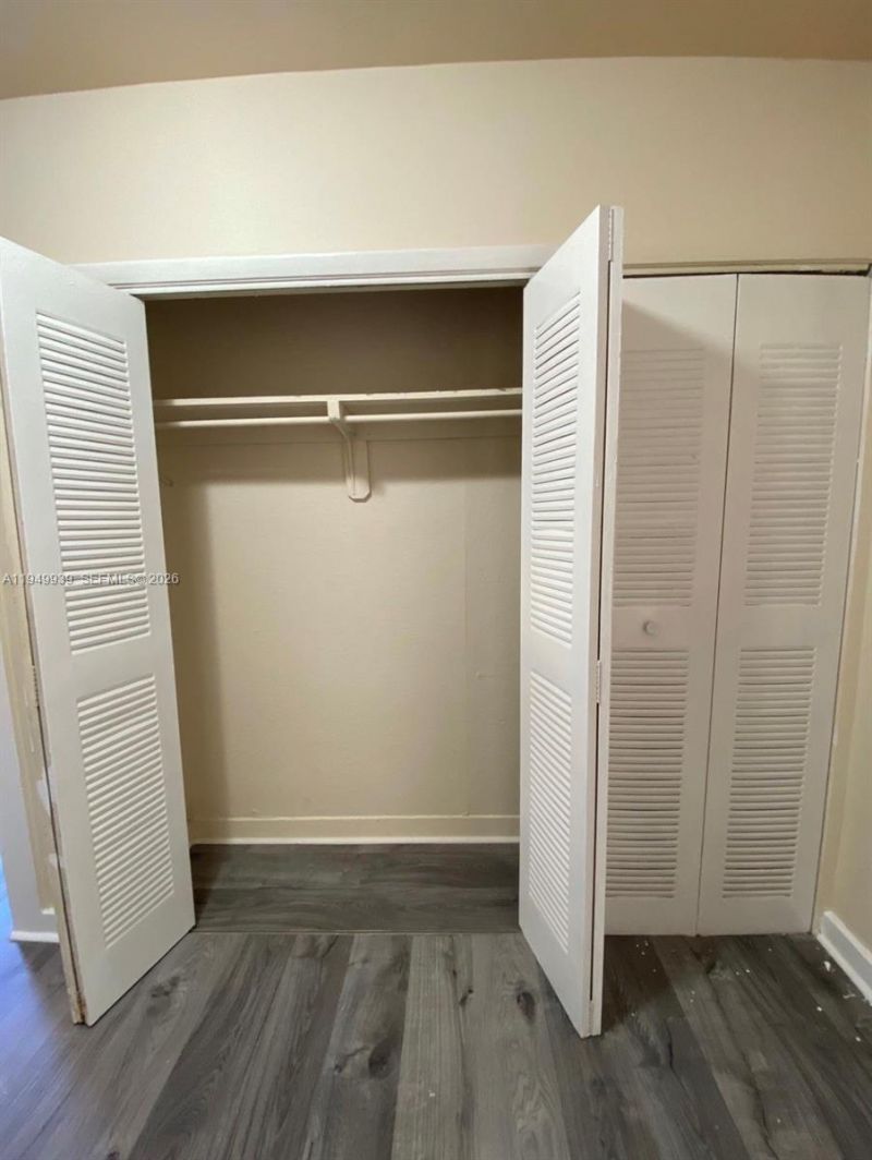 1011 SW 5th St, Unit 2, Miami, FL 33130 Photo