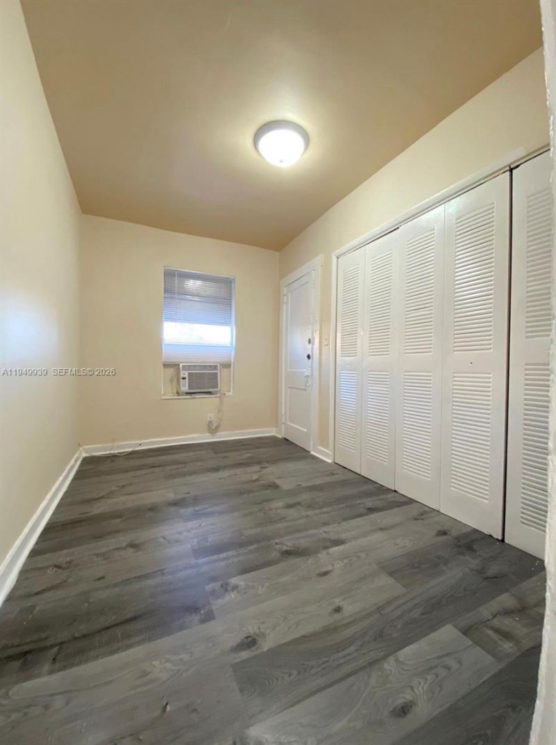 1011 SW 5th St, Unit 2, Miami, FL 33130 Photo