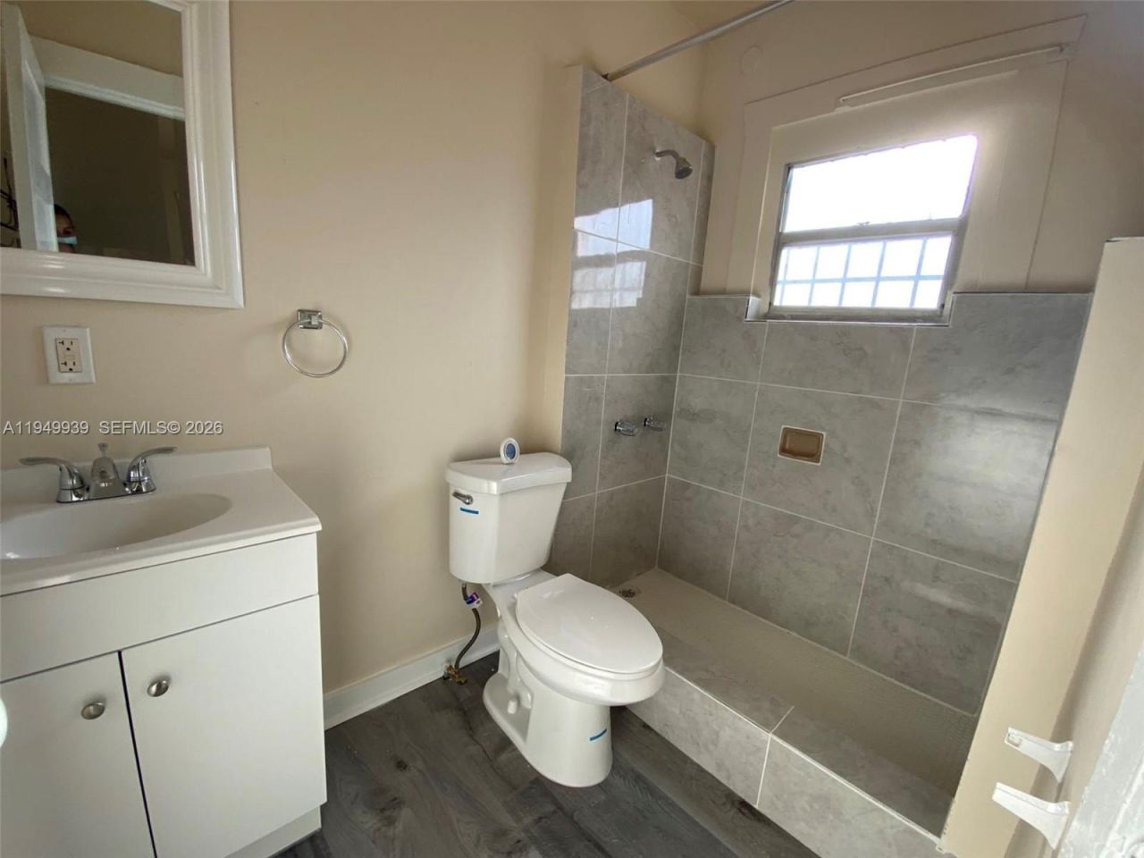 1011 SW 5th St, Unit 2, Miami, FL 33130 Photo