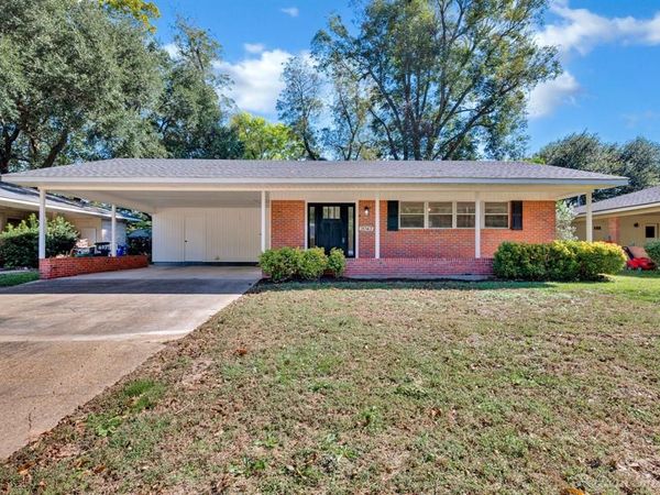 2043 Shadywood Lane, Shreveport, LA 71105