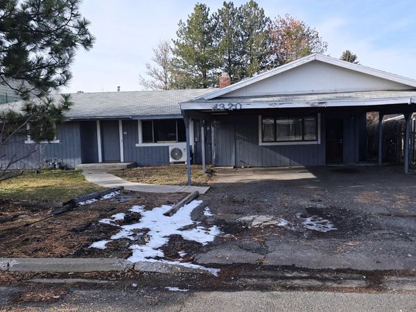 1320 Summers Lane, Klamath Falls, OR 97603