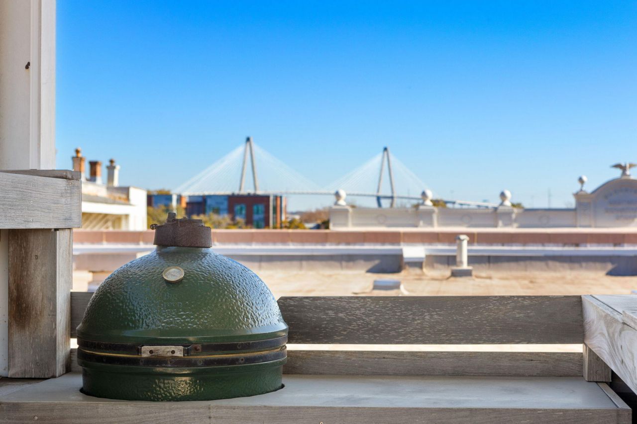 517 King Street Photo 28