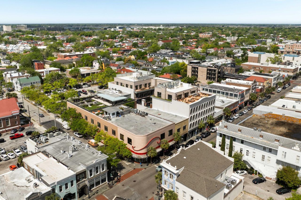 517 King Street Photo 30