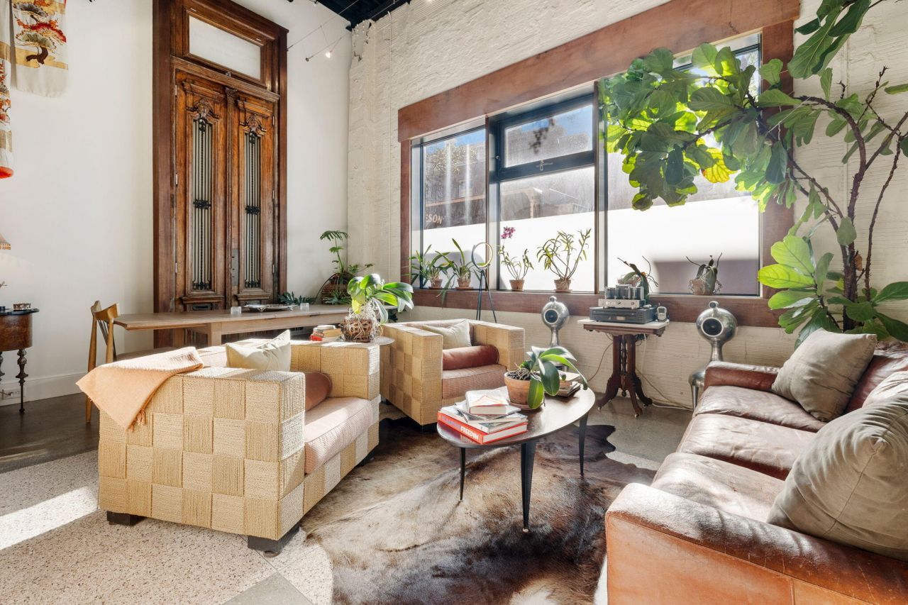 517 King Street Photo 5