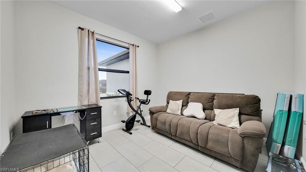 221 Chiquita Blvd N, Cape Coral, FL 33993 Photo