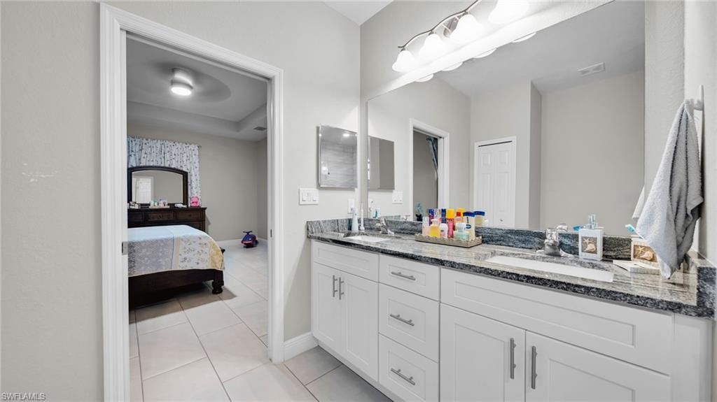 221 Chiquita Blvd N, Cape Coral, FL 33993 Photo