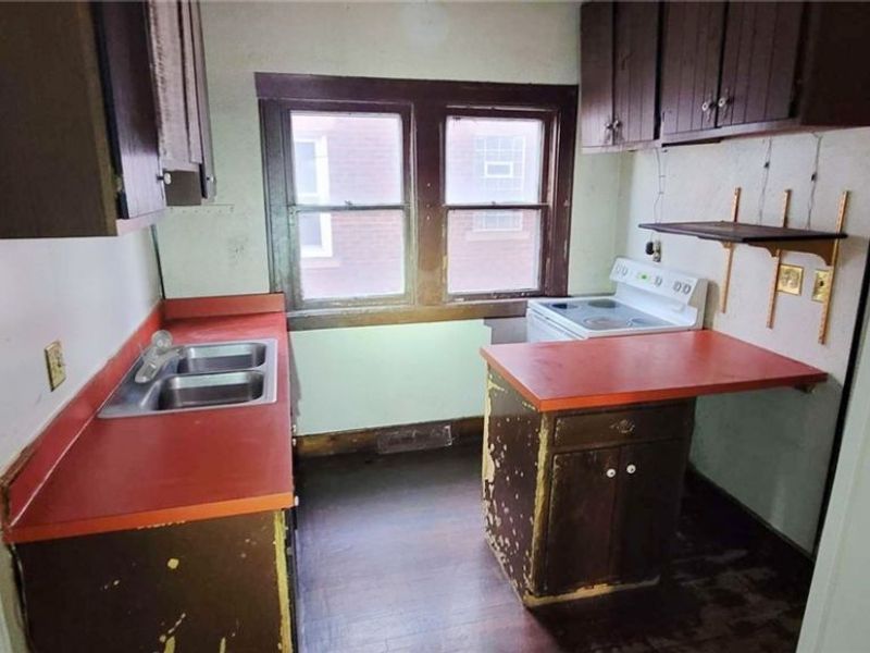 3540 W 98th Street, Cleveland, OH 44102 Photo 8