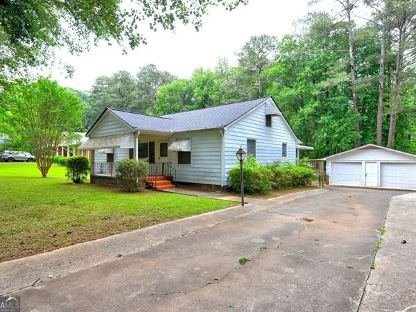 3274 Harris Drive, College Park, GA 30337