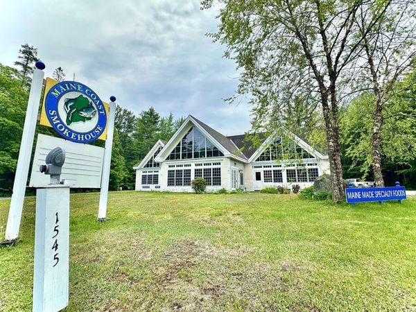 1545 US-1 , Hancock, ME 04640