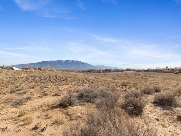 2801 Willow Creek Road NE, Rio Rancho, NM 87144