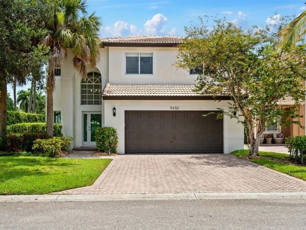 5450 NW 122nd Dr, Coral Springs, FL 33076