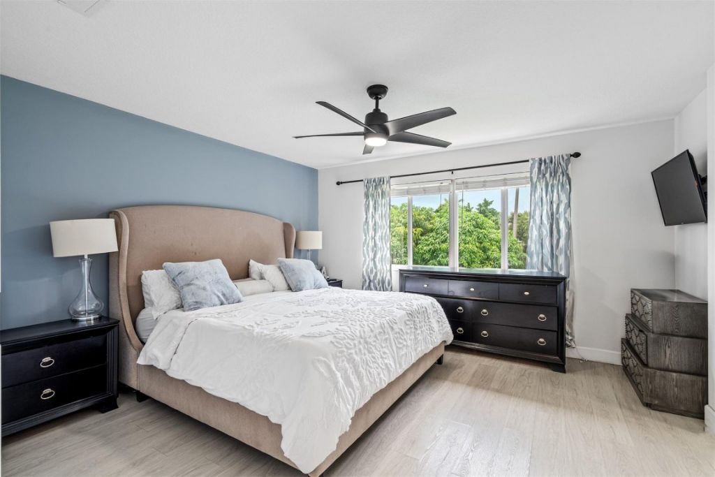 5450 NW 122nd Drive, Coral Springs, FL 33076 Photo