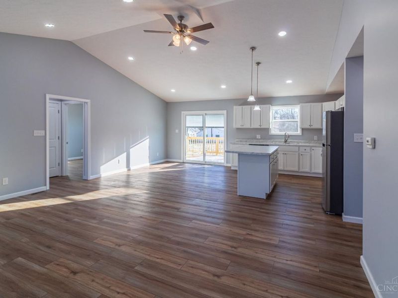 186 S Market Street, West Union, OH 45693 Photo 16