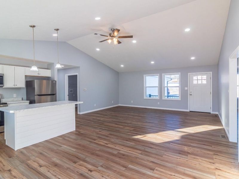 186 S Market Street, West Union, OH 45693 Photo 21