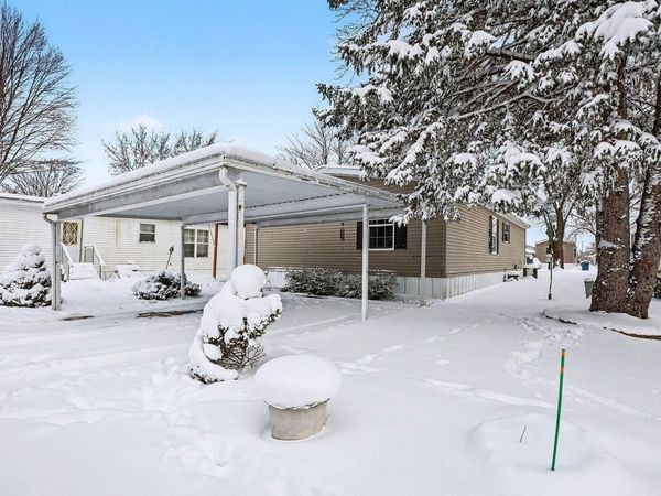 6518 Dagger Avenue SW, Grand Rapids, MI 49548