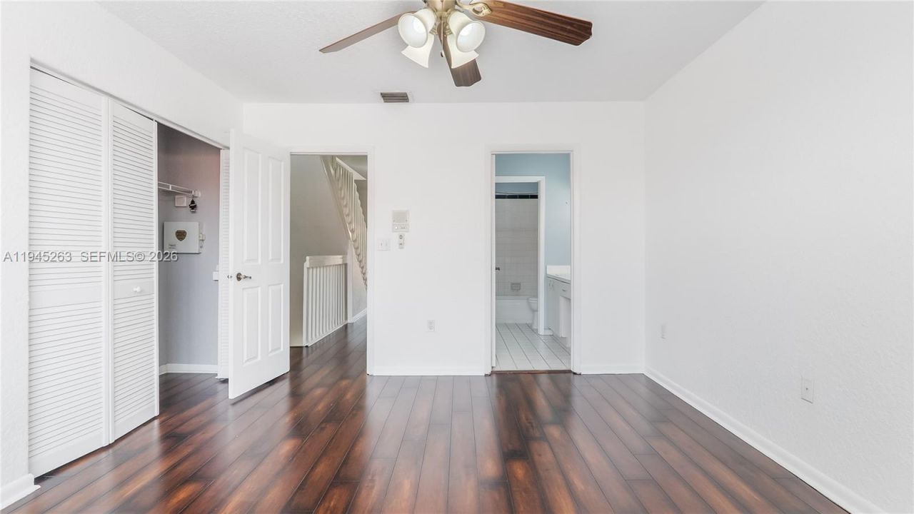 20820 San Simeon Way, Unit 24-G, Miami, FL 33179 Photo