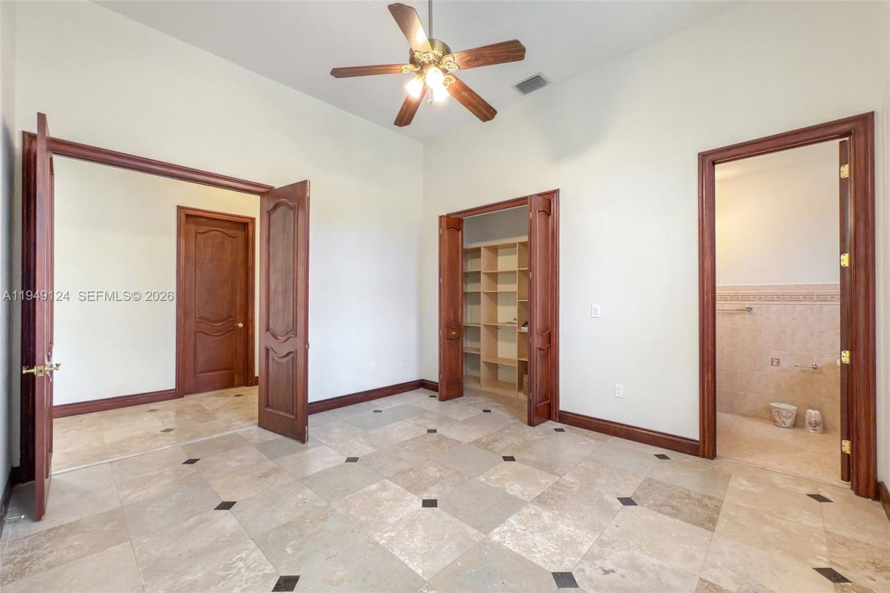 8480 SW 98th St, Miami, FL 33156 Photo