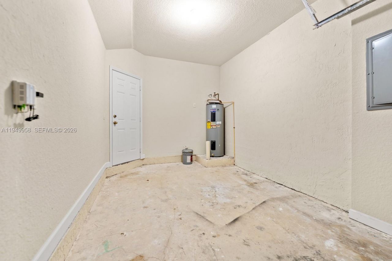 2483 SE 14th St, Homestead, FL 33035 Photo