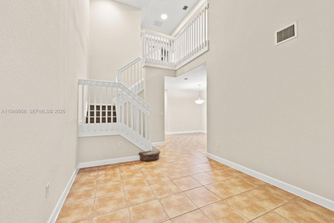 2483 SE 14th St, Homestead, FL 33035 Photo