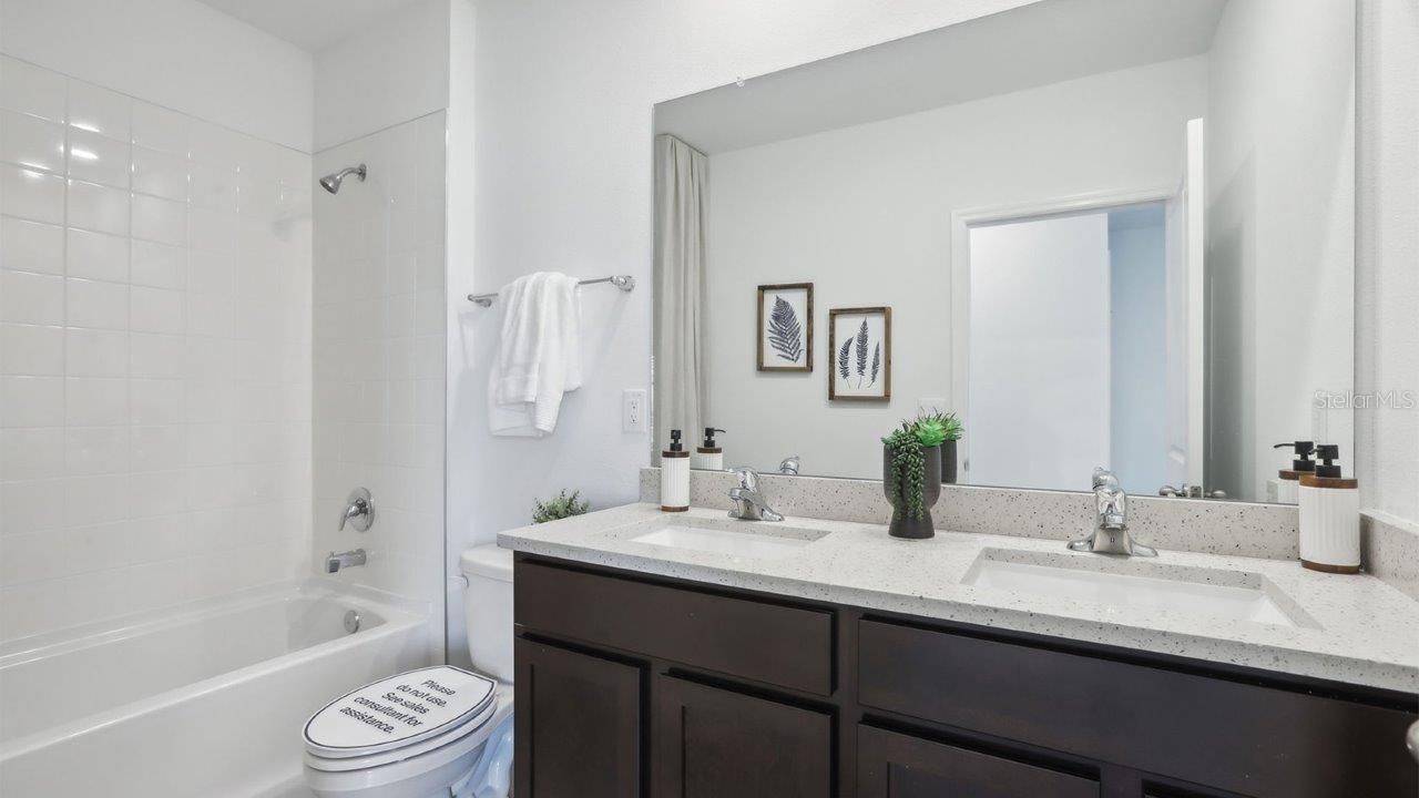 15168 Crosshall Stream Drive, Wimauma, FL 33598 Photo