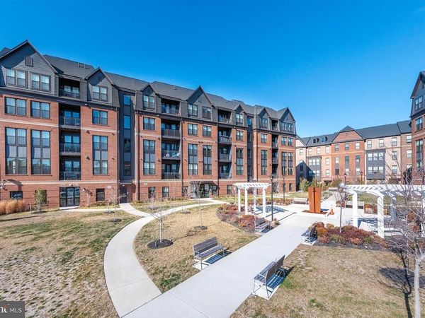 3925 FAIR RIDGE DRIVE, Unit 503, FAIRFAX, VA 22033