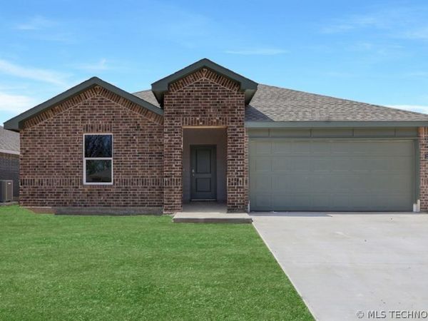 1700 S 22nd Street, Broken Arrow, OK 74011
