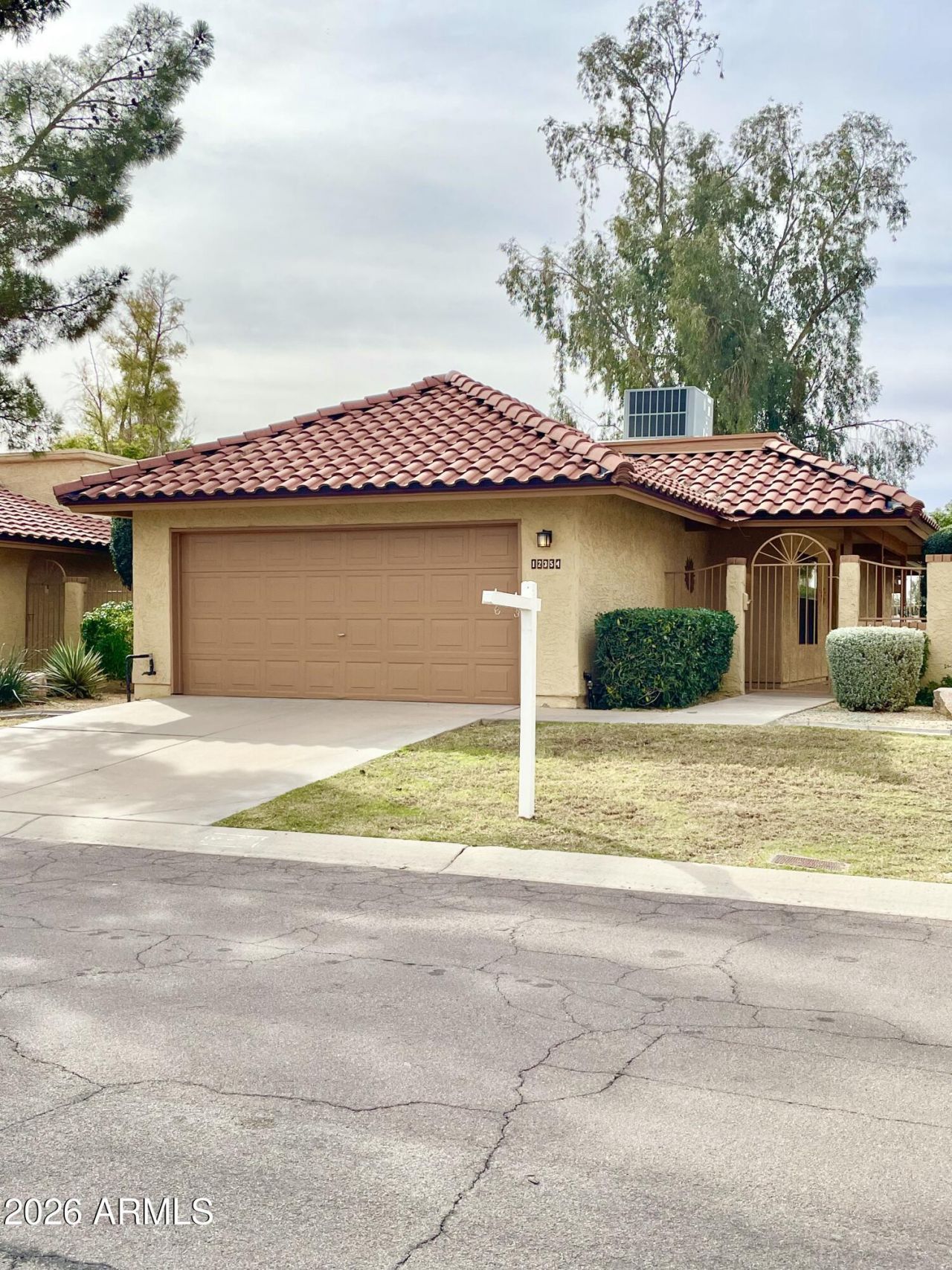 12354 S Shoshoni Drive, Phoenix, AZ 85044 Main Photo