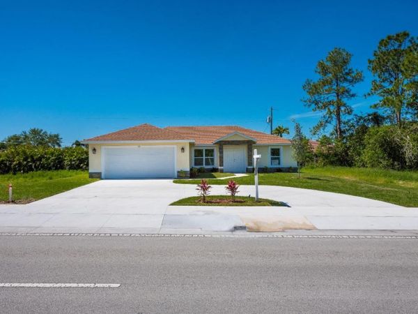 122 SW Becker Road, Port Saint Lucie, FL 34953