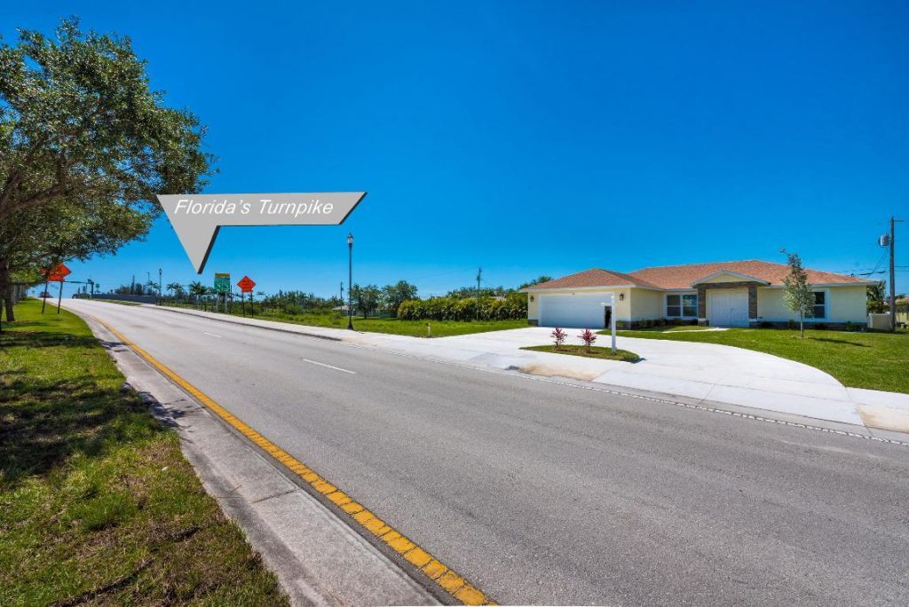 122 SW Becker Road, Port Saint Lucie, FL 34953 Photo